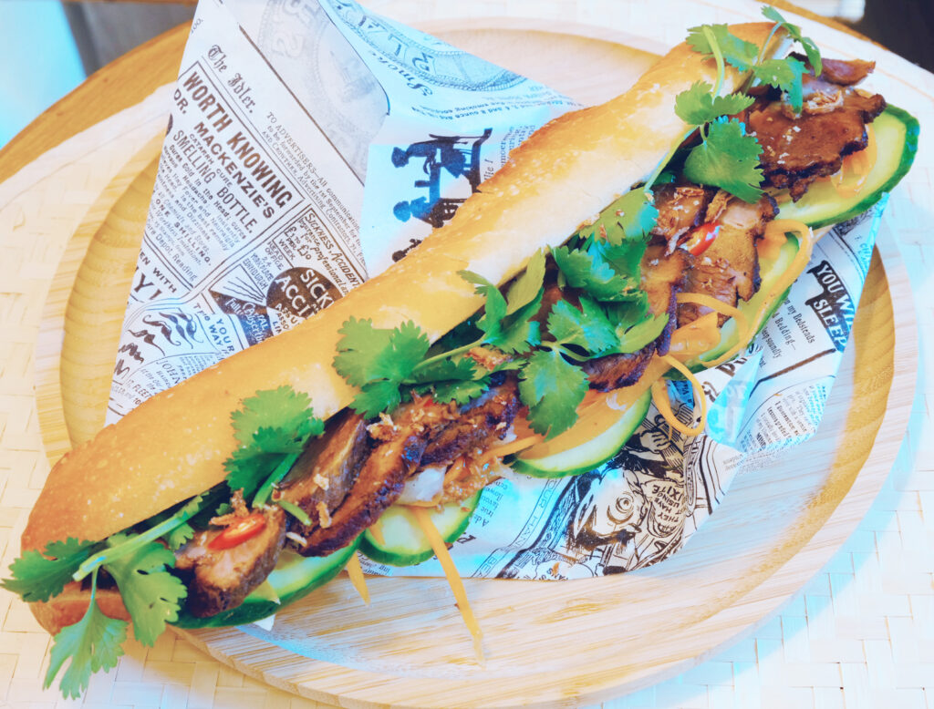 bánh mì porc laqué